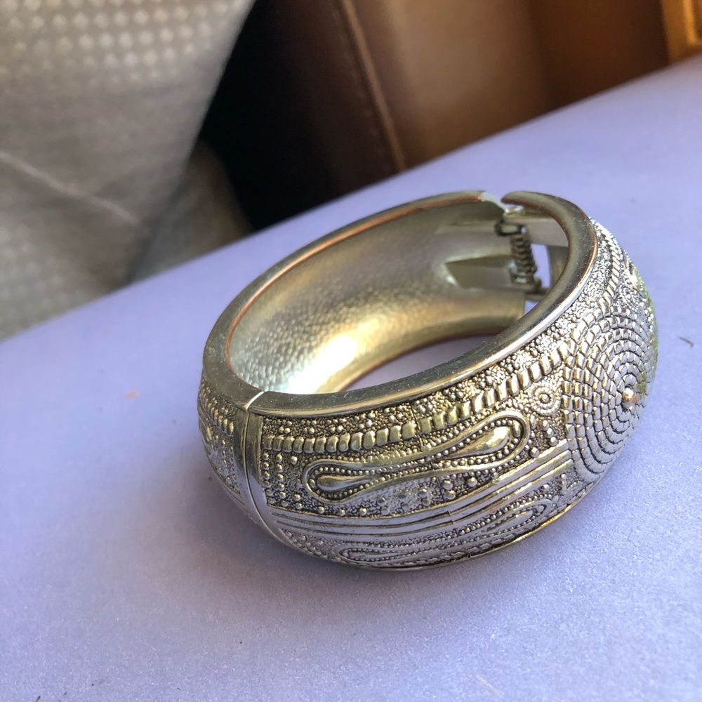 Metal cuff bracelet